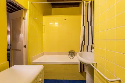 Bagno di Pitti Studio by Mmega