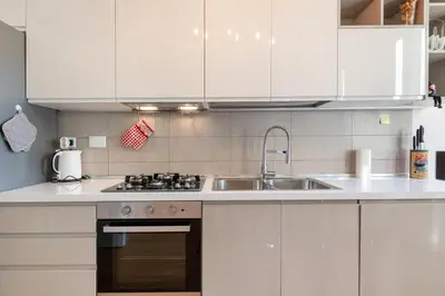 Cucina o angolo cottura di GuestHost - Doni Quiet and Comfortable Apartament with Balcony