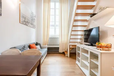 Area soggiorno di GuestHost - Lovely Studio in the Heart of the Historic Center