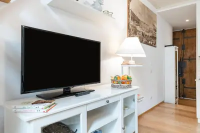 TV o dispositivi per l'intrattenimento presso GuestHost - Lovely Studio in the Heart of the Historic Center