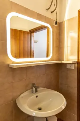 Bagno di Unique gem in Piazza Duomo