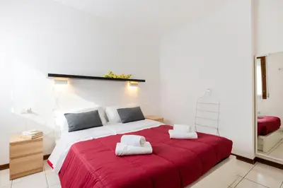 Letto o letti in una camera di GuestHost - Firenze Nova Comfortable Apartament with Terrace