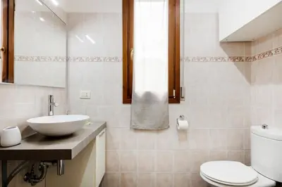 Bagno di GuestHost - Firenze Nova Comfortable Apartament with Terrace