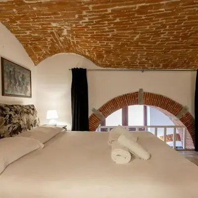 Oltrarno Loft by Halldis