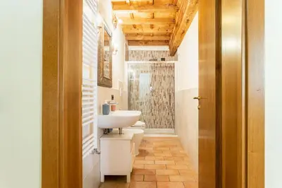 Bagno di Agatha by Halldis