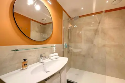 Bagno di Santa Croce 14 B&B
