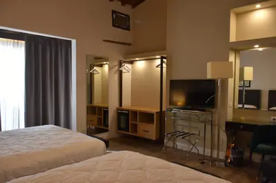 TV o dispositivi per l'intrattenimento presso HR BEDROOMS IN FLORENCE
