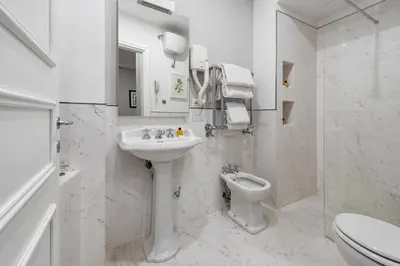 Bagno di HR BEDROOMS IN FLORENCE