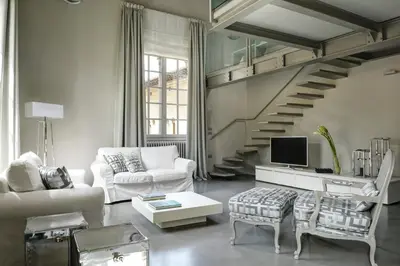 Area soggiorno di Strozzi Square Amazing House
