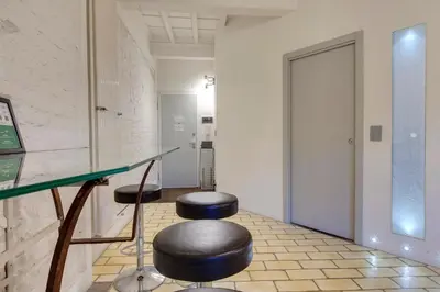 Planimetria di Victor Apartment by Mamo Florence