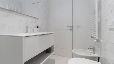Bagno di Cavour 82
