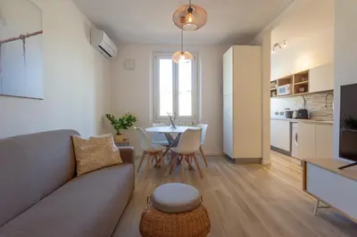 Cucina o angolo cottura di Mosse Leopolda Apartment by Mamo Florence