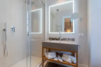 Bagno di Villa Neroli - Place of Charme