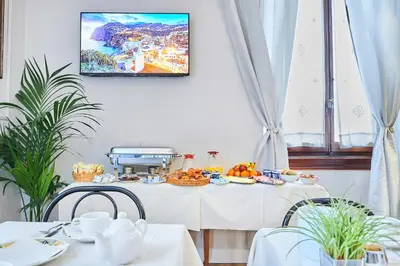 Cibo presso l'hotel o nelle vicinanze