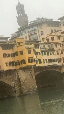 Vista sul fiume nelle vicinanze dell'appartamento