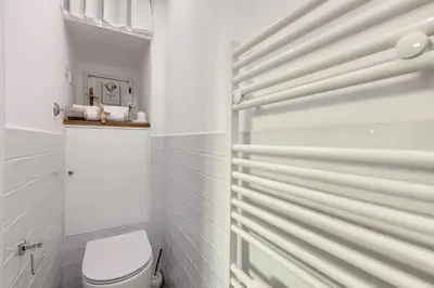 Bagno di Aida Apartment by Mamo Florence