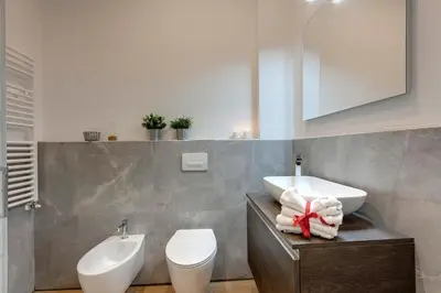 Bagno di Abigail Apartment by Mamo Florence