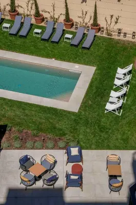 Piscina di Hotel Indigo Florence by IHG o nelle vicinanze