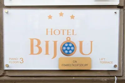 Certificato, attestato, insegna o altro documento esposto da Hotel Bijou Roof Terrace