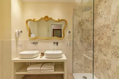 Bagno di Hotel Porta Faenza