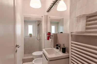 Bagno di Gallery Art Apartment in San Frediano