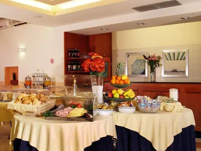 Cibo presso l'hotel o nelle vicinanze