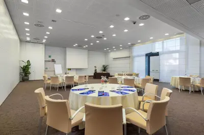 Zona business o sala conferenze di DoubleTree by Hilton Florence Metropole