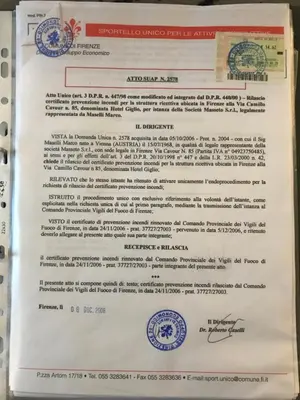 Certificato, attestato, insegna o altro documento esposto da Hotel Giglio
