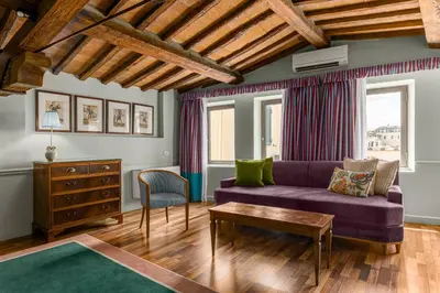 Area soggiorno di Room Mate Collection Isabella, Florence