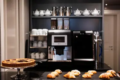 Cucina o angolo cottura di The Frame Hotel