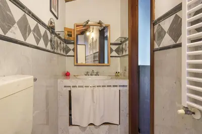 Bagno di 2 bedroom apartment with terrace