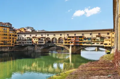 Vista sul fiume nelle vicinanze dell'appartamento