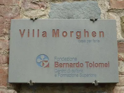 Certificato, attestato, insegna o altro documento esposto da Villa Morghen