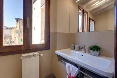 Planimetria di Woodie Apartment by Mamo Florence