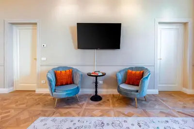 TV o dispositivi per l'intrattenimento presso Genteel Home Via della Spada