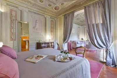 Letto o letti in una camera di Maggio Frescoes by VacaVilla