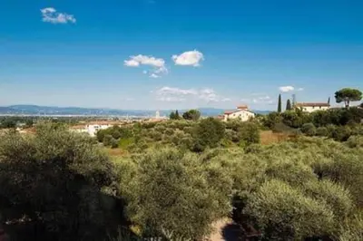 Paesaggio naturale nelle vicinanze della villa