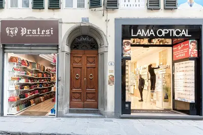 Certificato, attestato, insegna o altro documento esposto da Dieffe - Sweet Dreams in Florence