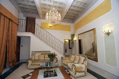 Area soggiorno di Domus Florentiae Hotel