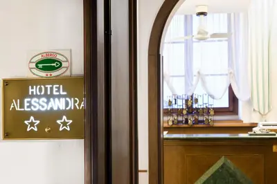 Certificato, attestato, insegna o altro documento esposto da Hotel Alessandra