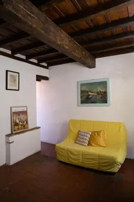 Area soggiorno di Comfy Apartment Near Palazzo Pitti