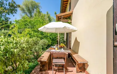Balcone o terrazza di Cozy Apartment In Molino Del Piano