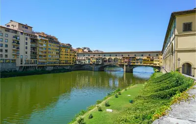 Vista sul fiume nelle vicinanze dell'appartamento