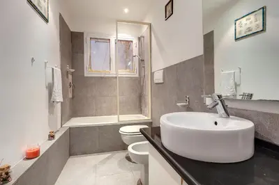 Bagno di Oriuolo Apartment by Mamo Florence