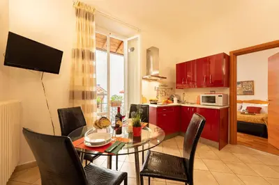 Cucina o angolo cottura di Terrazza Foscolo - Flo Apartments