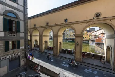 Ospiti di Vasari Suite Florence next to Pontevecchio