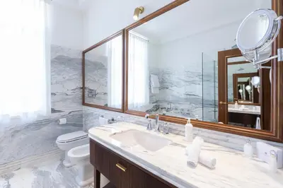 Bagno di Hotel Regency - Small Luxury Hotels of the World