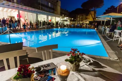 Piscina di Italiana Hotels Florence o nelle vicinanze