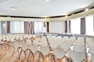 Zona business o sala conferenze di Italiana Hotels Florence