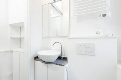 Bagno di GuestHost - Viuzzo 7 - Florence White Apartment